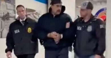 Venezuela : 750 millions d'euros d'avoirs de Maduro gelés par la Suisse