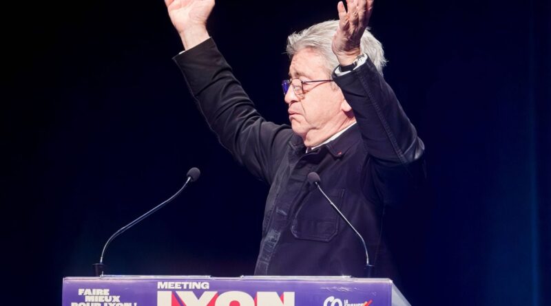 « Vous direz Epstine au lieu d’Epstein » : Mélenchon accusé d’antisémitisme.