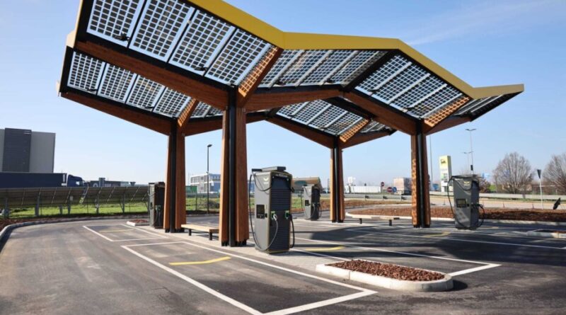 1 400 km d’autonomie pour les futurs Scénic et Mégane électriques.