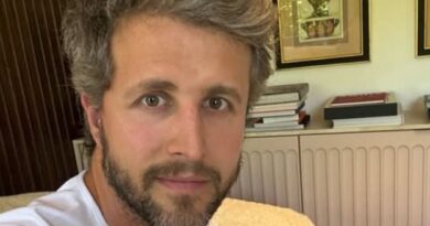 Antoni Calmon, chirurgien esthétique décédé, hommage poignant des stars.