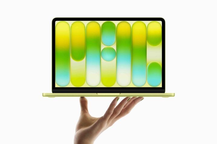 Le MacBook Neo d'Apple, nouveau poids lourds de l'informatique portable, qui ne pèse que 1,23 kg.