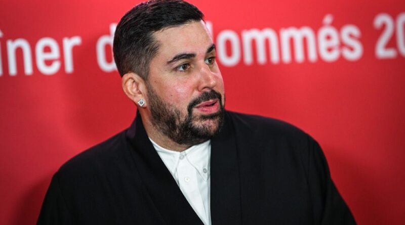 Artus évoque l'incident où un vigile lui a refusé l'entrée.