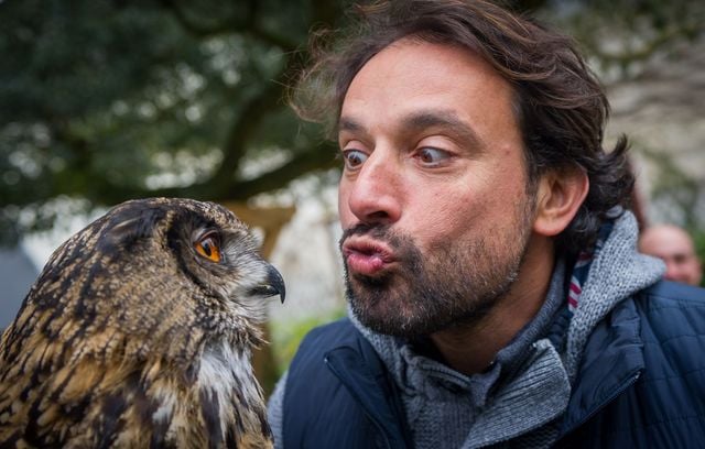 Bruno Salomone avait donné sa voix au documentaire télévisé « Le Plus Beau Pays du Monde - Opus 2 », en 2015.
