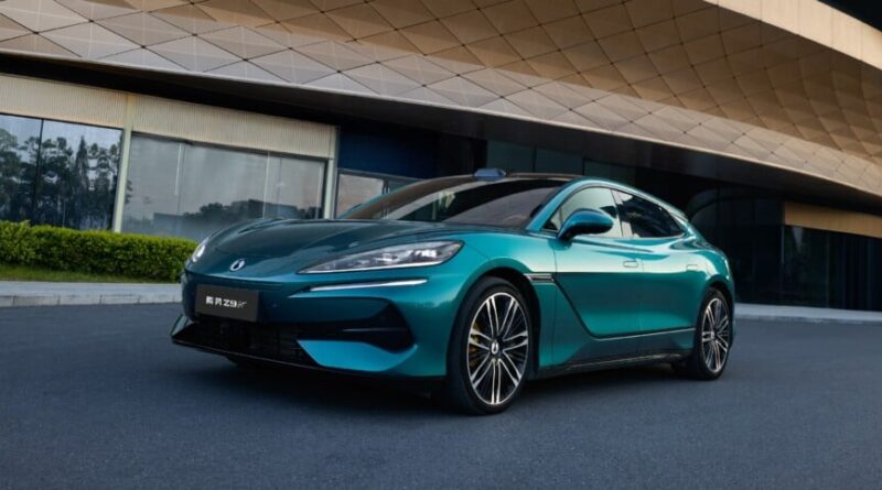 BYD déploie sa technologie de recharge rapide en Chine avant l'Europe.