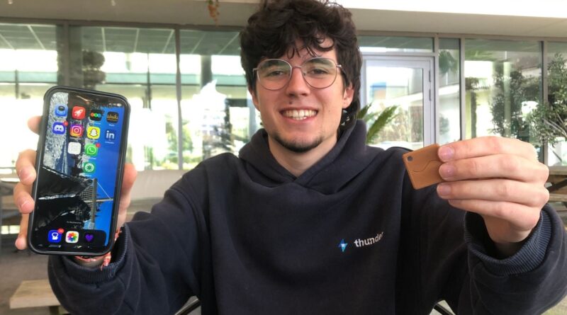 Casser l’automatisme : un boîtier magique contre l’addiction réseaux sociaux