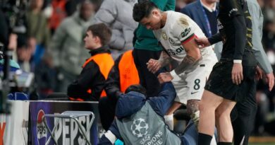 Chelsea - PSG : Pedro Neto ne sera pas suspendu après avoir bousculé un ramasseur de balles