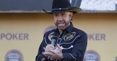 Chuck Norris, star de « Walker, Texas Ranger », n'est pas mort.