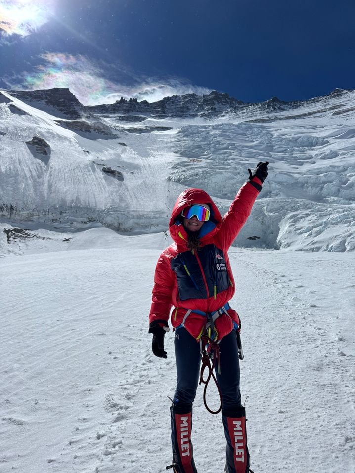 Sur la route du sommet de l'Everest, toujours.