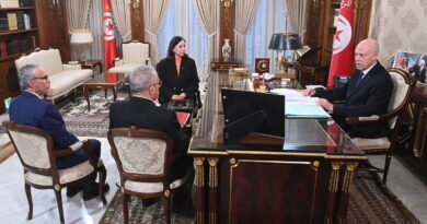 Crise des médicaments : Le Président agira après sa visite.