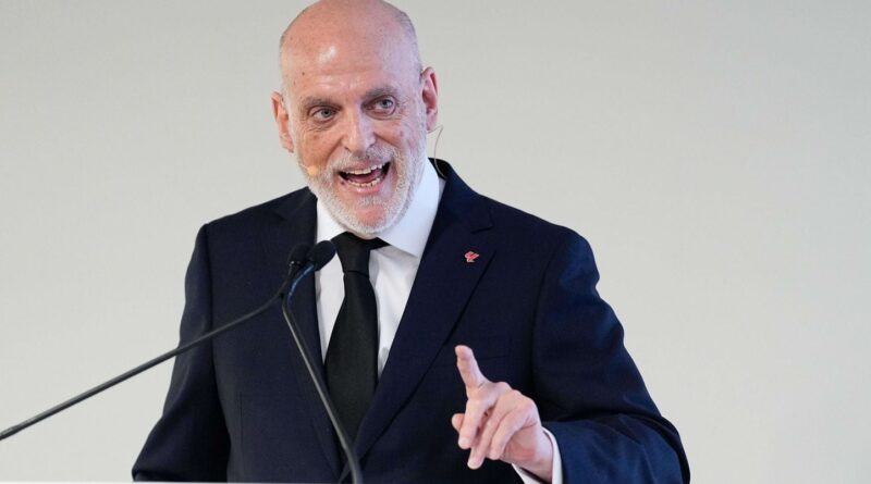 Crise du foot français : Javier Tebas critique le PSG et appelle à « faire le ménage » à la LFP