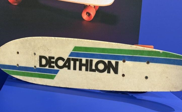 Decathlon : 50 ans de réussites et d'échecs en images.