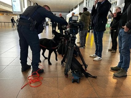 Direct – 10 ans après les attentats, Larissa témoigne sur Yves Cibuabua Ciyombo