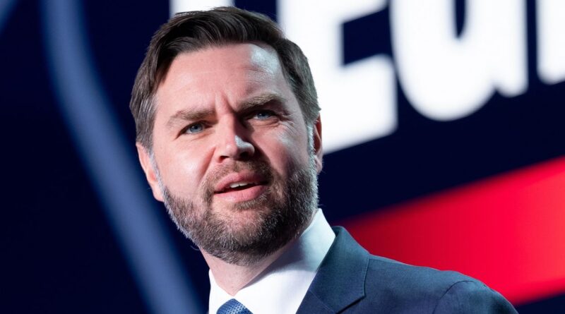 Donald Trump adapte son gouvernement à ses préférences à la Maison-Blanche.