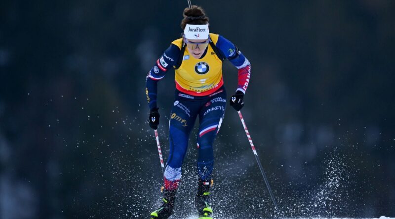 EN DIRECT Biathlon : Vittozzi leader, Lou Jeanmonnot suit Julia Simon… Suivez la poursuite.