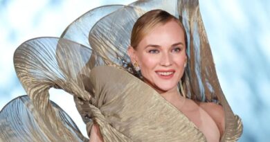 EN IMAGES. Aya Nakamura, Tahar Rahim, Camille Cottin : Stars au Grand Dîner du Louvre.