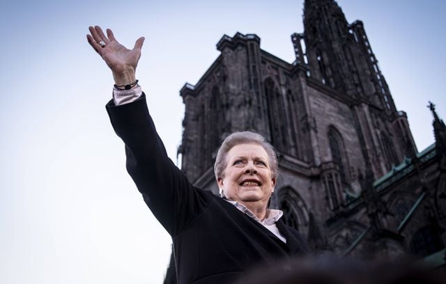 Catherine Trautmann a été élue de Strasbourg, vingt-cinq ans après son dernier passage dans le fauteuil de maire de la ville.