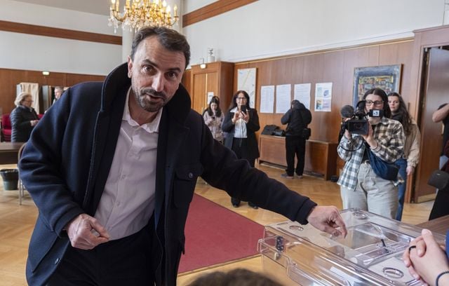 Gregory Doucet a voté pour lui, on peut penser, au second tour des élections municipales à Lyon, le 22 mars 2026.