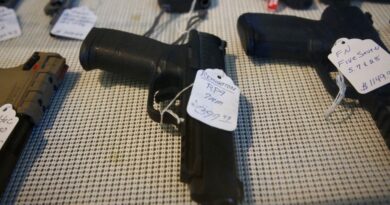 États-Unis : Un tireur ouvre le feu à l'université de Virginie, un mort, deux blessés