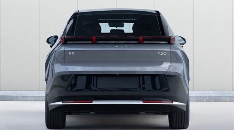 « Éteins la lumière » : une voiture électrique provoque un accident la nuit.