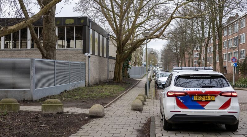 Explosion devant une école juive à Amsterdam, aucune victime cette nuit.
