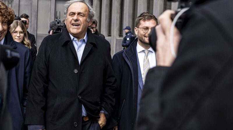 Football : Michel Platini dénonce des ex-membres de la FIFA pour blessures