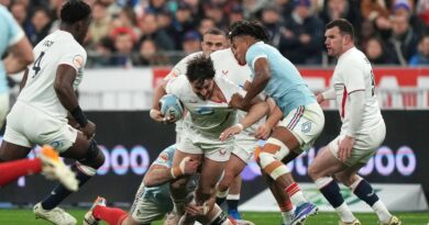 France-Angleterre : Débats autour des maillots blanc et bleu clair