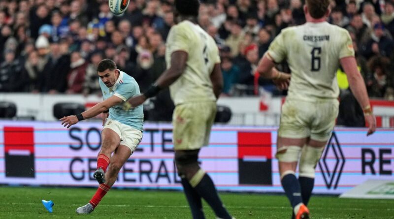 France - Angleterre : La dernière pénalité des Bleus était-elle justifiée ?