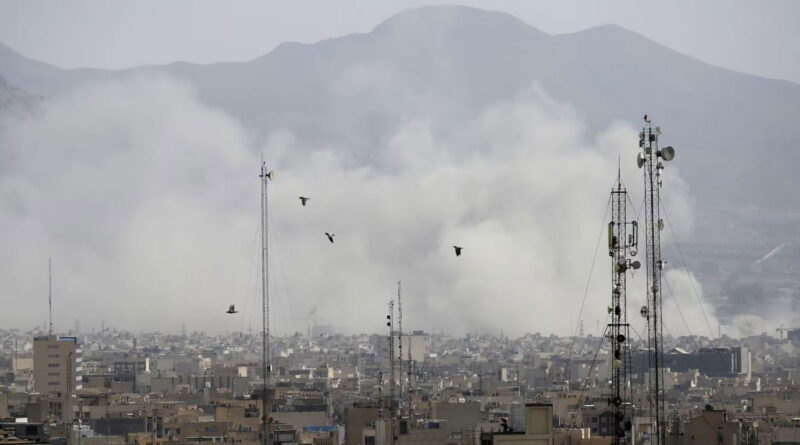 Frappes contre l'Iran suite à la mort de Khamenei.