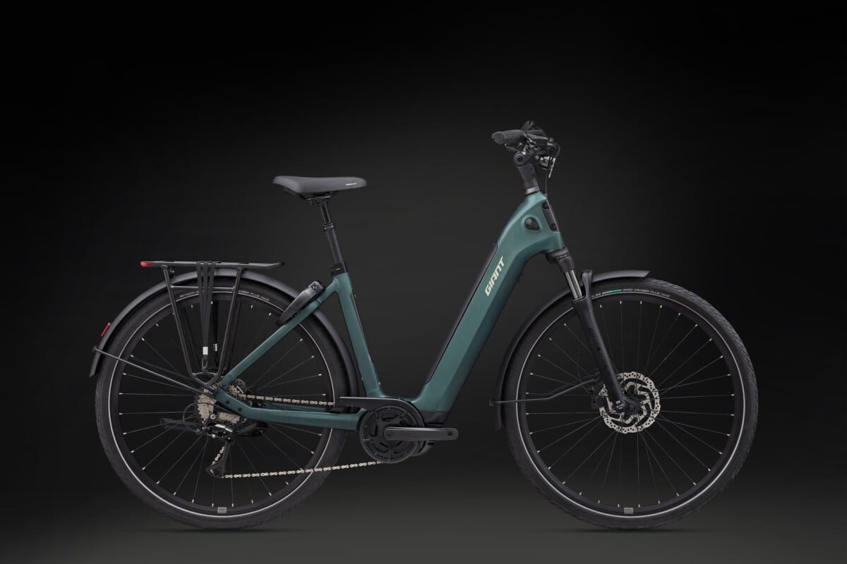 Vélo électrique Giant NewTour E+ 3 2027 VAE urbain