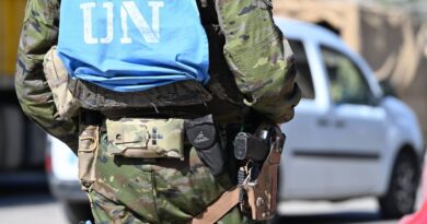 Guerre au Moyen-Orient : les casques bleus au Liban, « force inutile »