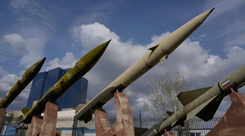 Guerre au Moyen-Orient : l'Iran refuse de négocier, Trump menace toujours