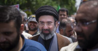 Guerre en Iran : Mojtaba Khamenei est-il le successeur de son père ?