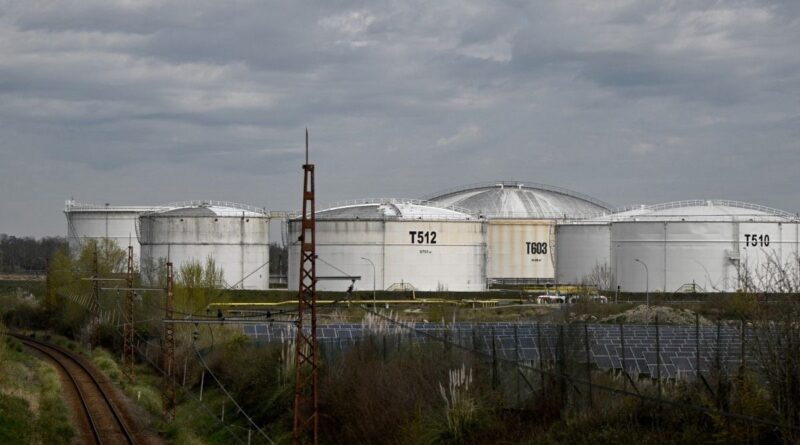 Guerre en Iran : Réserves stratégiques de pétrole de l'État français.