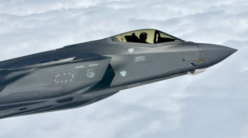 Guerre en Iran : Un F-35 atterrit en urgence après tir iranien