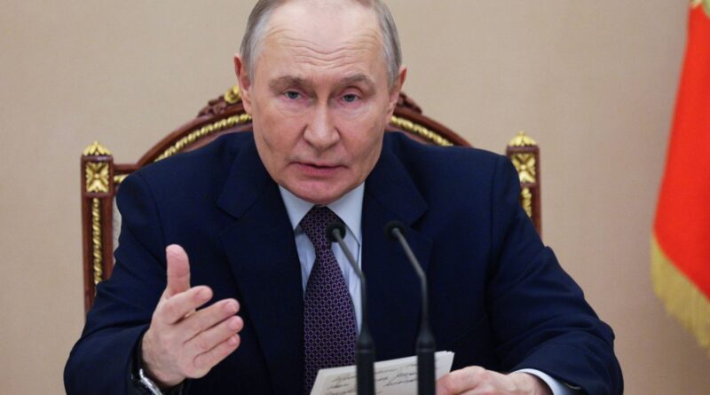 Guerre en Ukraine : Trump se réjouit d’un appel « positif » avec Poutine.