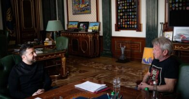 Guerre en Ukraine : Zelensky rencontre une star des Oscars, la Russie ne recrutera plus de Kényans.