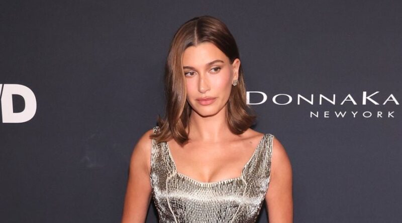 Hailey Bieber dévoile la condition médicale rendant sa grossesse improbable.