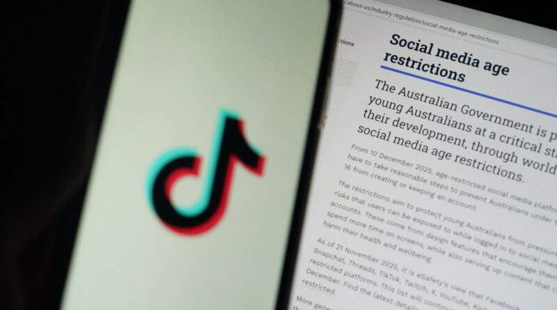 Indonésie : Les moins de 16 ans ne peuvent plus accéder aux réseaux sociaux à partir de samedi.