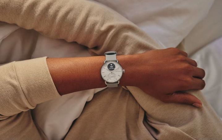 La montre ScanWatch 2 de Withings permet de tracker la qualité de notre sommeil.