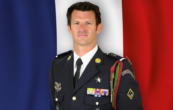 Le biathlon français honore Arnaud Frion, militaire décédé en Irak.