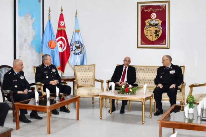 Le ministre de la Défense ne visite pas une unité militaire à Béja.