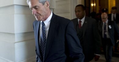 Le procureur Robert Mueller, enquêteur sur Trump et Moscou, est décédé à 81 ans.