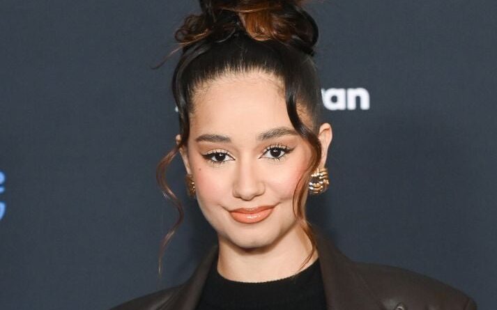 Léna Situations s’exprime sur la controverse de la cagnotte de son père.