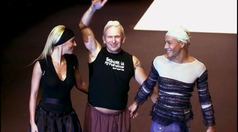 Loana, star de Loft Story, ne vit plus à 48 ans.