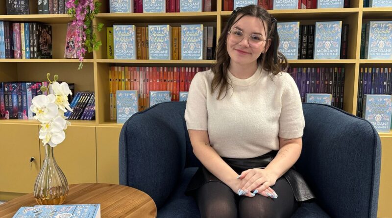 Morgane Moncomble revient après 1 an et demi avec « La Révolte de la Reine ».