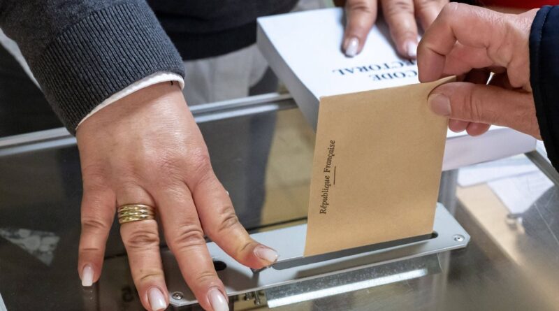 Municipales 2026 : Second tour, bureaux de vote ouverts.