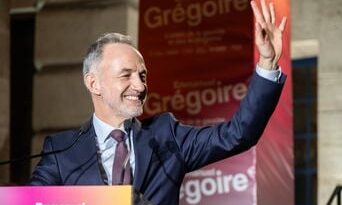 Municipales à Paris : Grégoire élu grâce au « front républicain »