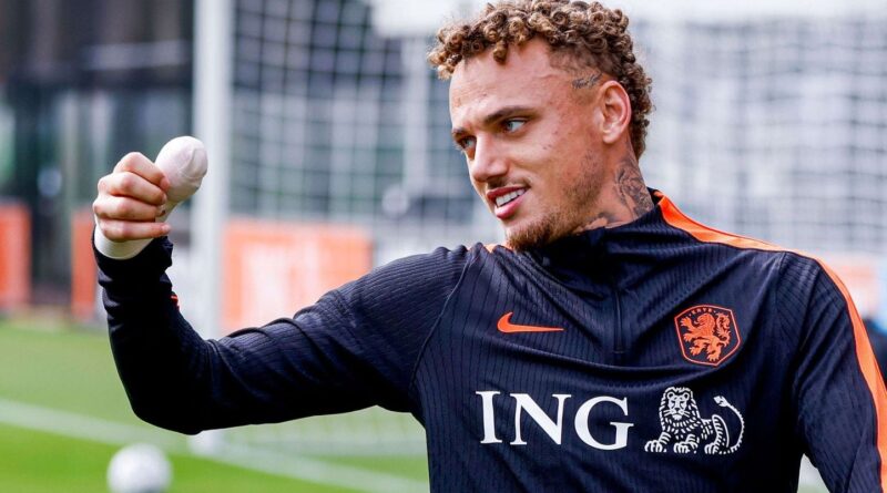 Noa Lang : « Pas simple d’aller aux toilettes et de jouer à la Play » après une blessure aux Pays-Bas