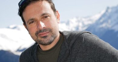 Obsèques de Bruno Salomone : Jean Dujardin, Valérie Bonneton et Helena Noguerra présentes