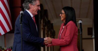 Pétrole et minerais : le Venezuela ne reçoit pas un ministre de Trump